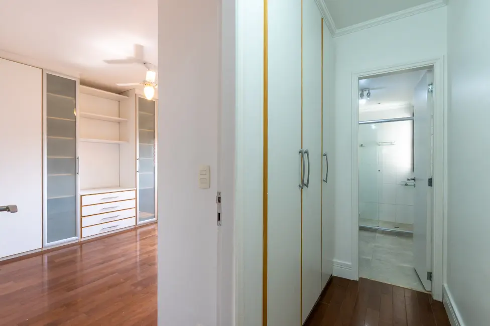Foto 9 de Apartamento com 3 quartos à venda, 136m2 em Jardim Leonor, São Paulo - SP