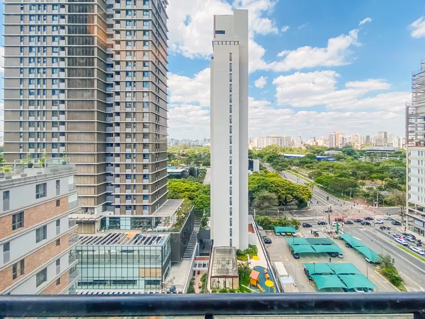 Foto 4 de Apartamento com 2 quartos à venda, 36m2 em Moema, São Paulo - SP