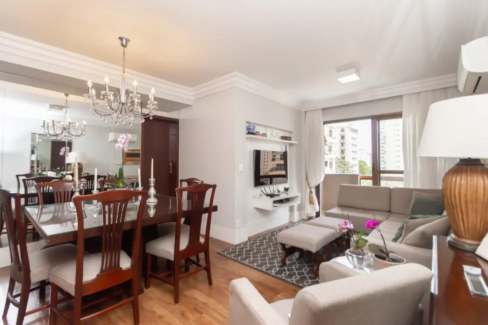 Apartamento com 3 quartos à venda, 101m2 em Moema, São Paulo - SP - imagem 1 Foto 1 de Apartamento com 3 quartos à venda, 101m2 em Moema, São Paulo - SP