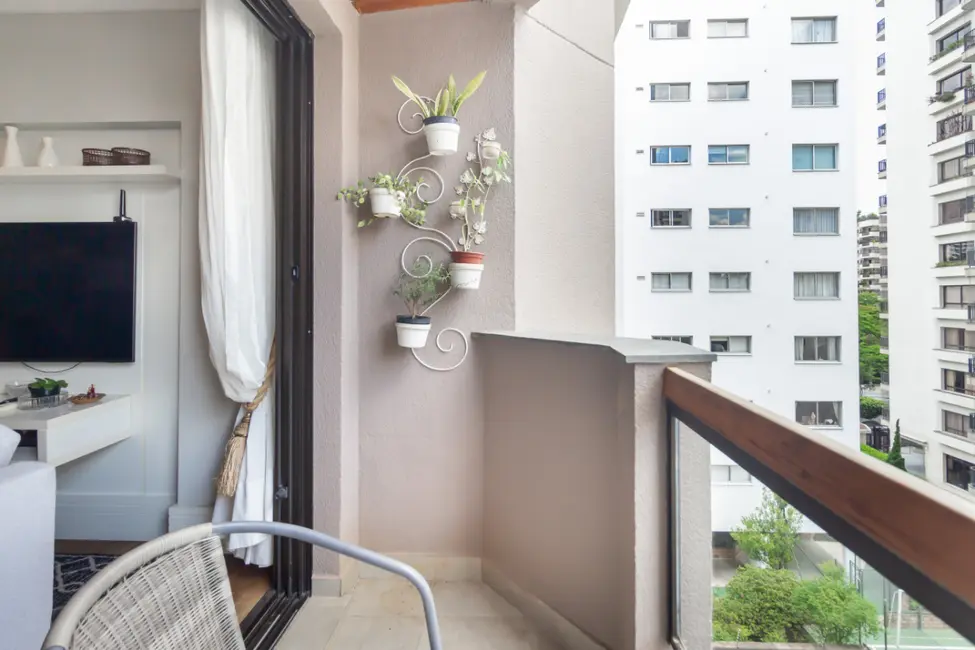 Apartamento com 3 quartos à venda, 101m2 em Moema, São Paulo - SP - imagem 5 Foto 5 de Apartamento com 3 quartos à venda, 101m2 em Moema, São Paulo - SP