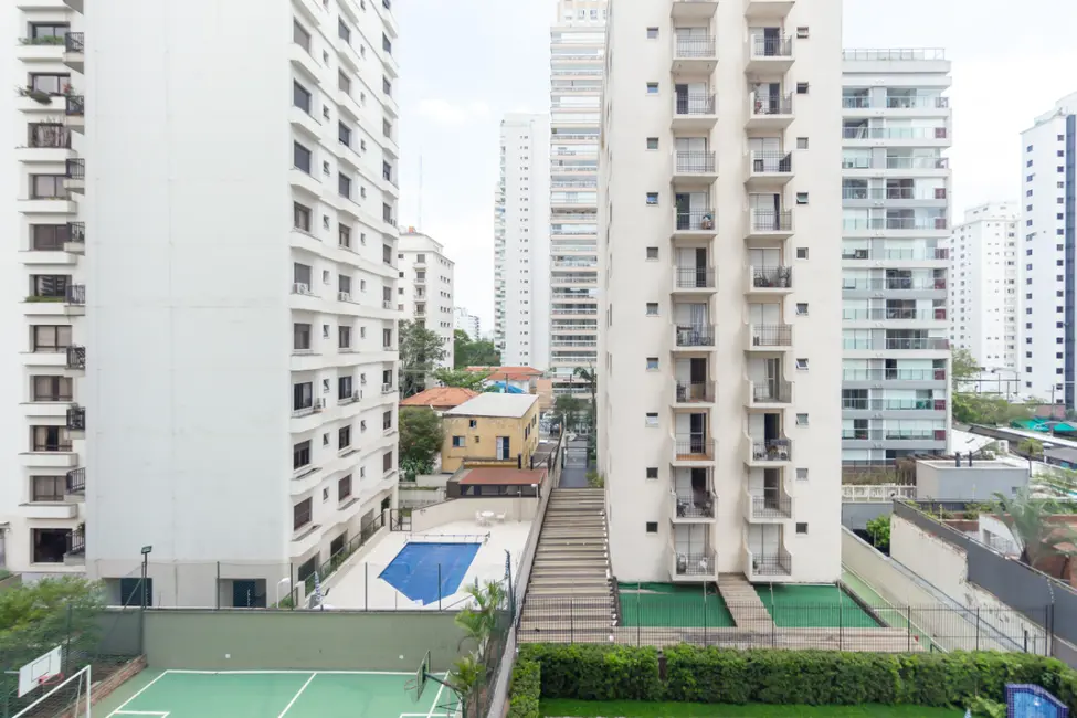 Apartamento com 3 quartos à venda, 101m2 em Moema, São Paulo - SP - imagem 4 Foto 4 de Apartamento com 3 quartos à venda, 101m2 em Moema, São Paulo - SP