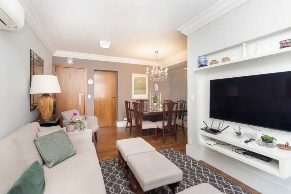 Apartamento com 3 quartos à venda, 101m2 em Moema, São Paulo - SP - imagem 8 Foto 8 de Apartamento com 3 quartos à venda, 101m2 em Moema, São Paulo - SP