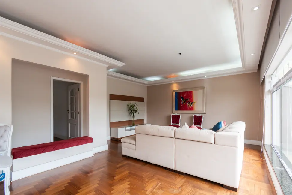 Foto 3 de Casa com 4 quartos à venda, 317m2 em Vila Ipojuca, São Paulo - SP