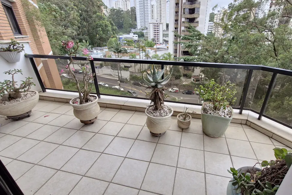 Apartamento com 4 quartos à venda, 219m2 em Vila Andrade, São Paulo - SP - imagem 8 Foto 8 de Apartamento com 4 quartos à venda, 219m2 em Vila Andrade, São Paulo - SP