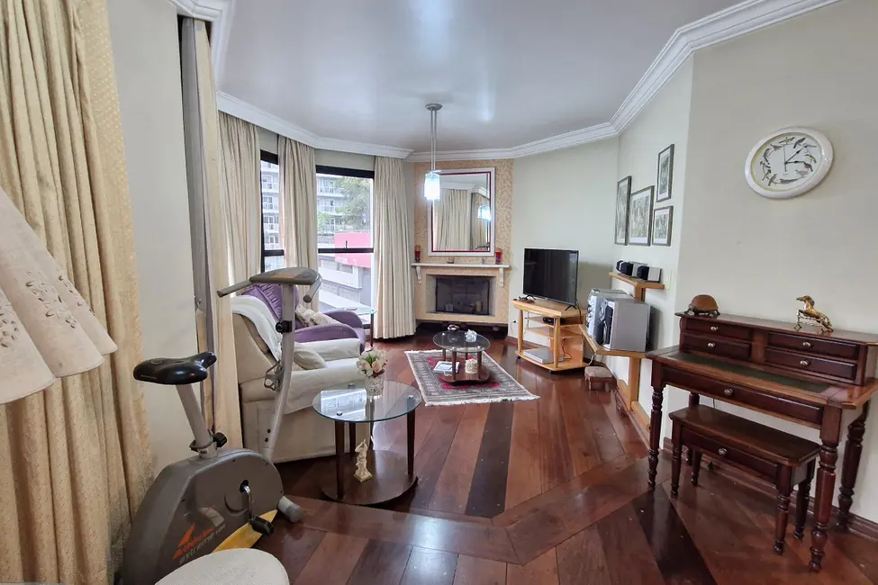 Apartamento com 4 quartos à venda, 219m2 em Vila Andrade, São Paulo - SP - imagem 2 Foto 2 de Apartamento com 4 quartos à venda, 219m2 em Vila Andrade, São Paulo - SP