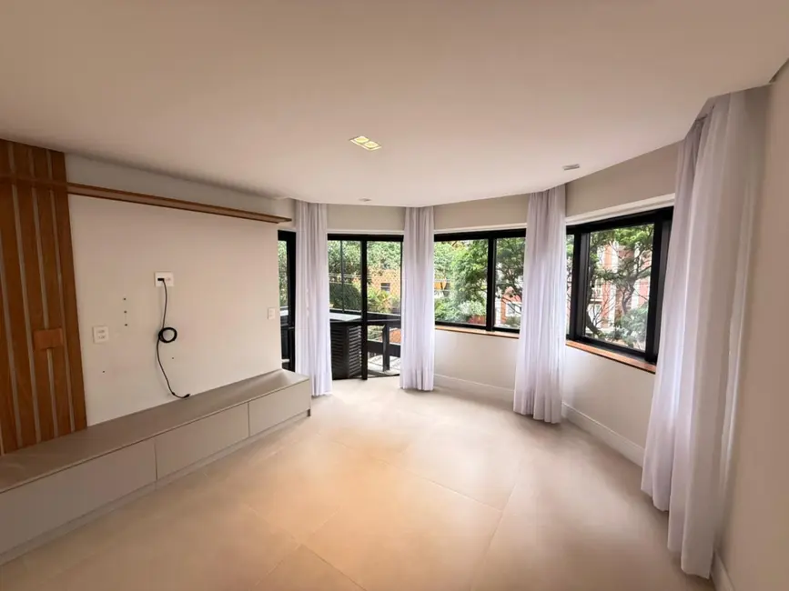 Foto 9 de Apartamento com 4 quartos à venda, 142m2 em Moema, São Paulo - SP