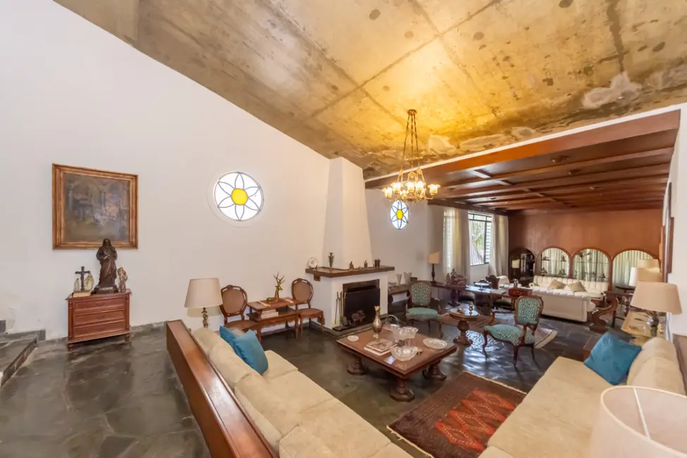 Casa com 5 quartos à venda, 369m2 em Campo Belo, São Paulo - SP - imagem 1 Foto 1 de Casa com 5 quartos à venda, 369m2 em Campo Belo, São Paulo - SP