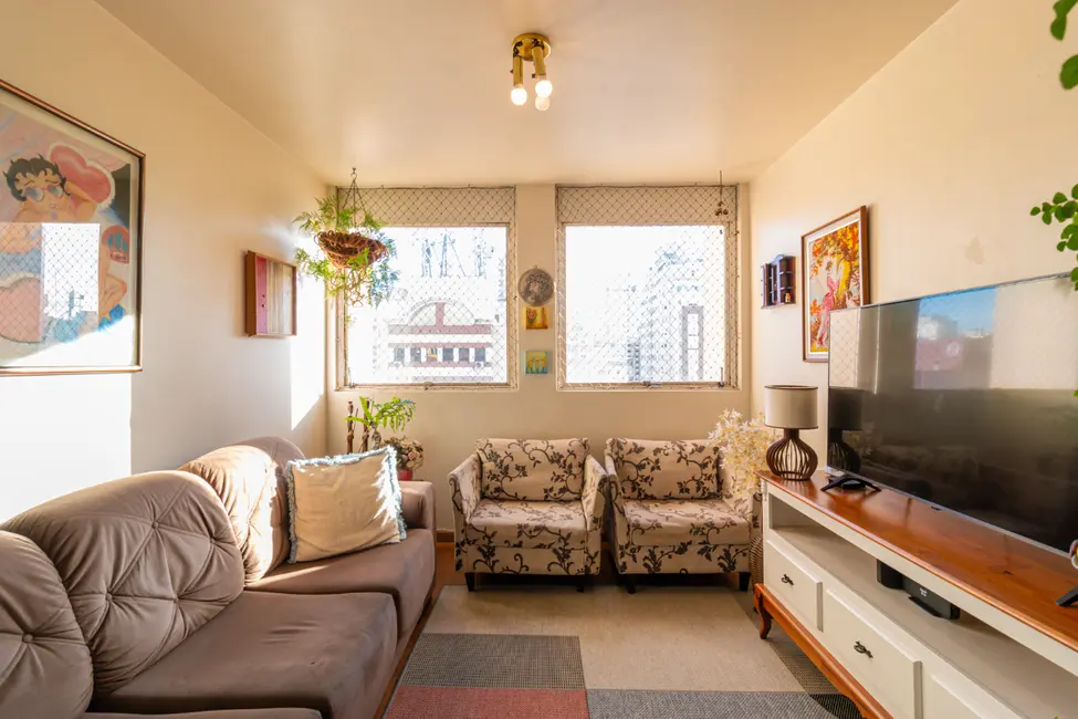 Foto 2 de Apartamento com 2 quartos à venda, 67m2 em Água Branca, São Paulo - SP