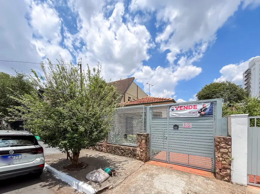 Foto 2 de Casa com 2 quartos à venda, 129m2 em Vila Madalena, São Paulo - SP