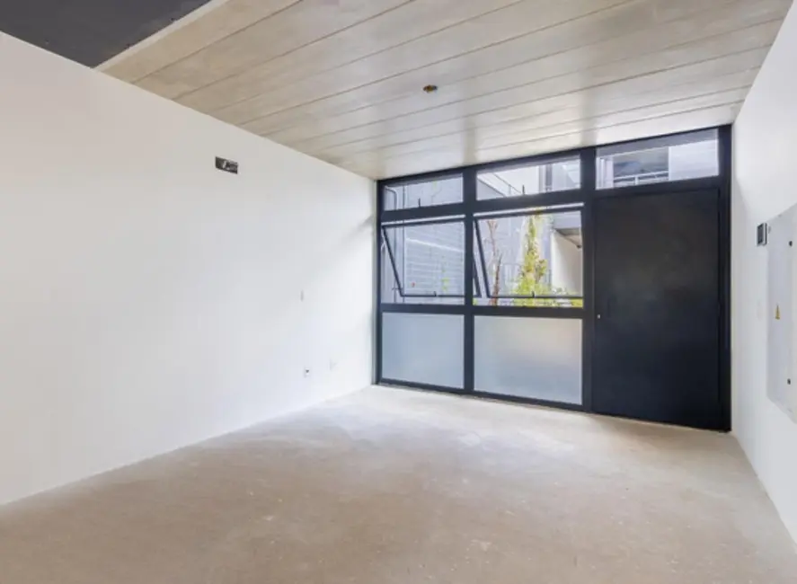 Foto 2 de Casa de Condomínio com 2 quartos à venda, 240m2 em Vila Ipojuca, São Paulo - SP