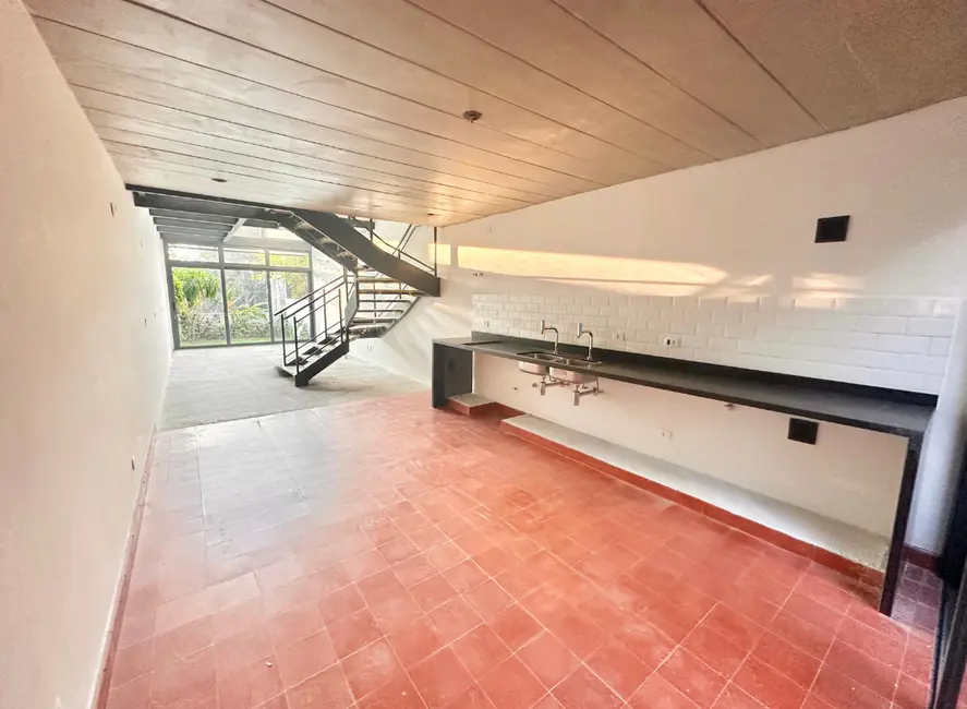 Foto 6 de Casa de Condomínio com 2 quartos à venda, 240m2 em Vila Ipojuca, São Paulo - SP