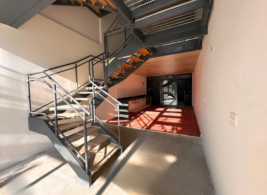 Foto 5 de Casa de Condomínio com 2 quartos à venda, 240m2 em Vila Ipojuca, São Paulo - SP