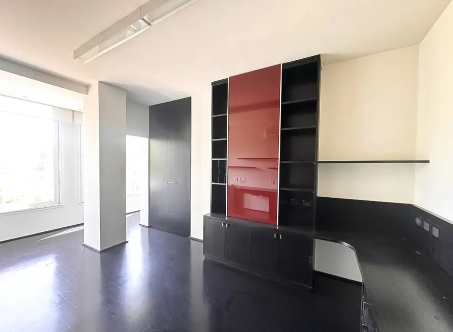 Foto 8 de Apartamento com 3 quartos à venda, 227m2 em Itaim Bibi, São Paulo - SP