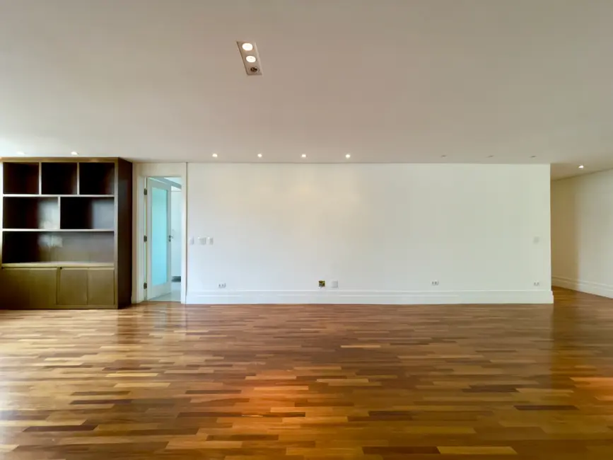 Foto 8 de Apartamento com 3 quartos à venda, 184m2 em Cerqueira César, São Paulo - SP