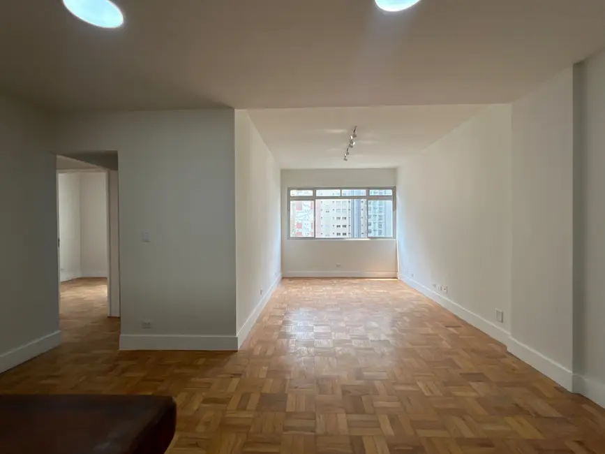 Foto 6 de Apartamento com 2 quartos à venda, 76m2 em Vila Nova Conceição, São Paulo - SP