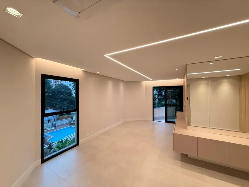 Apartamento com 3 quartos à venda, 98m2 em Moema, São Paulo - SP - imagem 2 Foto 2 de Apartamento com 3 quartos à venda, 98m2 em Moema, São Paulo - SP