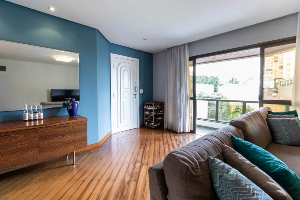 Foto 3 de Apartamento com 3 quartos à venda, 131m2 em Vila Olímpia, São Paulo - SP