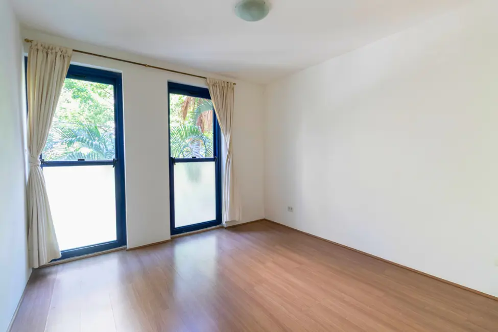 Apartamento com 2 quartos à venda, 92m2 em Moema, São Paulo - SP - imagem 4 Foto 4 de Apartamento com 2 quartos à venda, 92m2 em Moema, São Paulo - SP