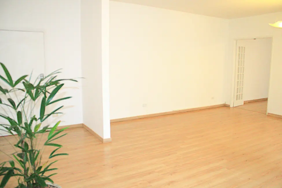 Apartamento com 3 quartos à venda, 198m2 em Jardim Paulista, São Paulo - SP - imagem 4 Foto 4 de Apartamento com 3 quartos à venda, 198m2 em Jardim Paulista, São Paulo - SP
