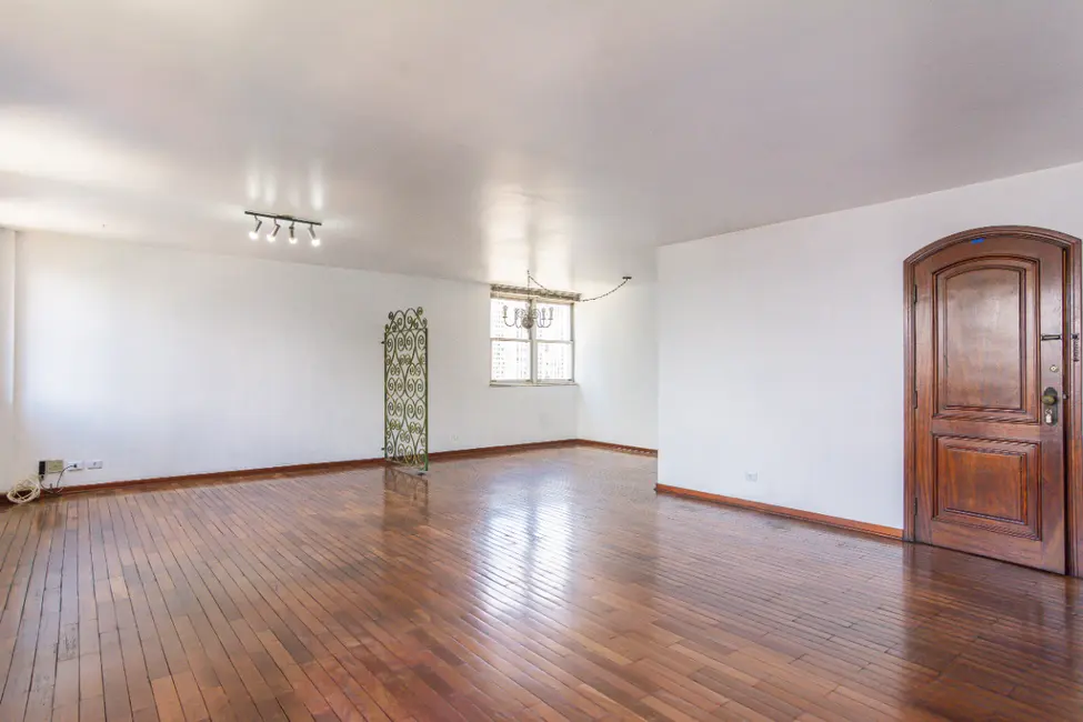 Apartamento com 3 quartos à venda em Jardim Paulista, São Paulo - SP - imagem 2 Foto 2 de Apartamento com 3 quartos à venda em Jardim Paulista, São Paulo - SP