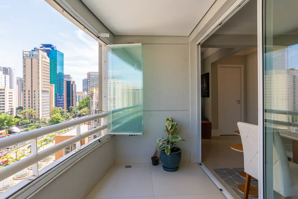 Foto 3 de Apartamento com 3 quartos à venda, 104m2 em Moema, São Paulo - SP