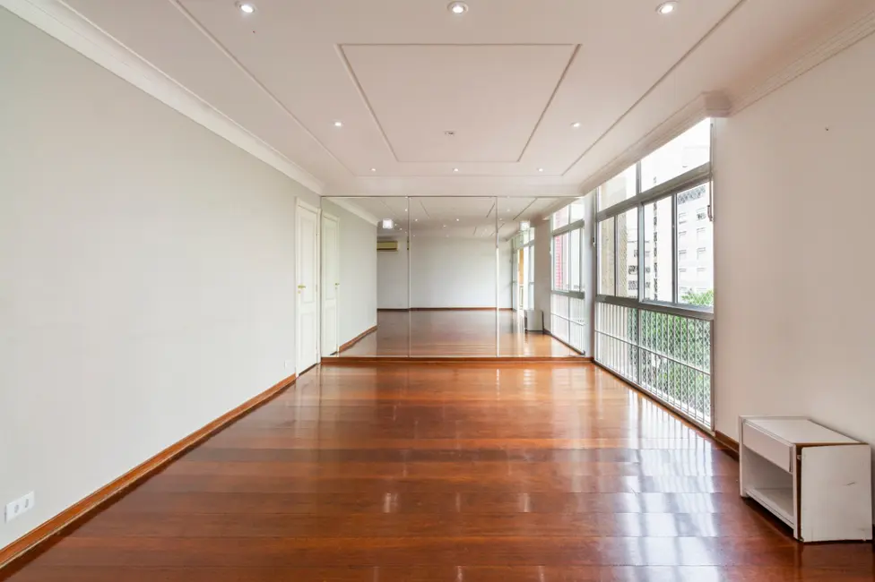 Apartamento com 3 quartos à venda, 253m2 em Santa Cecília, São Paulo - SP - imagem 8 Foto 8 de Apartamento com 3 quartos à venda, 253m2 em Santa Cecília, São Paulo - SP