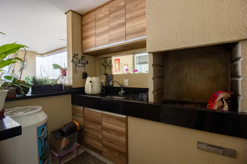 Foto 4 de Apartamento com 3 quartos à venda, 223m2 em Vila Romana, São Paulo - SP