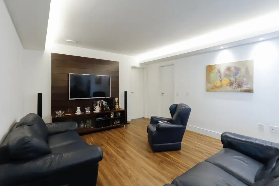 Foto 5 de Apartamento com 3 quartos à venda, 157m2 em Água Branca, São Paulo - SP