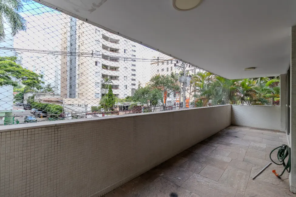Foto 6 de Apartamento com 3 quartos à venda, 241m2 em Aclimação, São Paulo - SP