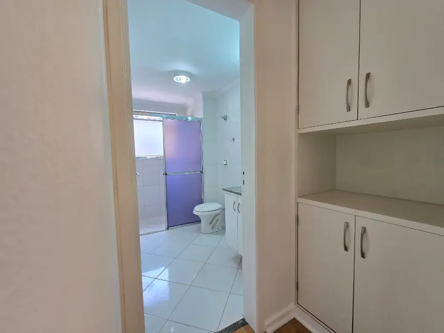 Apartamento com 2 quartos à venda, 78m2 em Moema, São Paulo - SP - imagem 8 Foto 8 de Apartamento com 2 quartos à venda, 78m2 em Moema, São Paulo - SP
