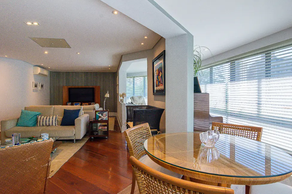 Foto 2 de Apartamento com 4 quartos à venda, 241m2 em Morumbi, São Paulo - SP