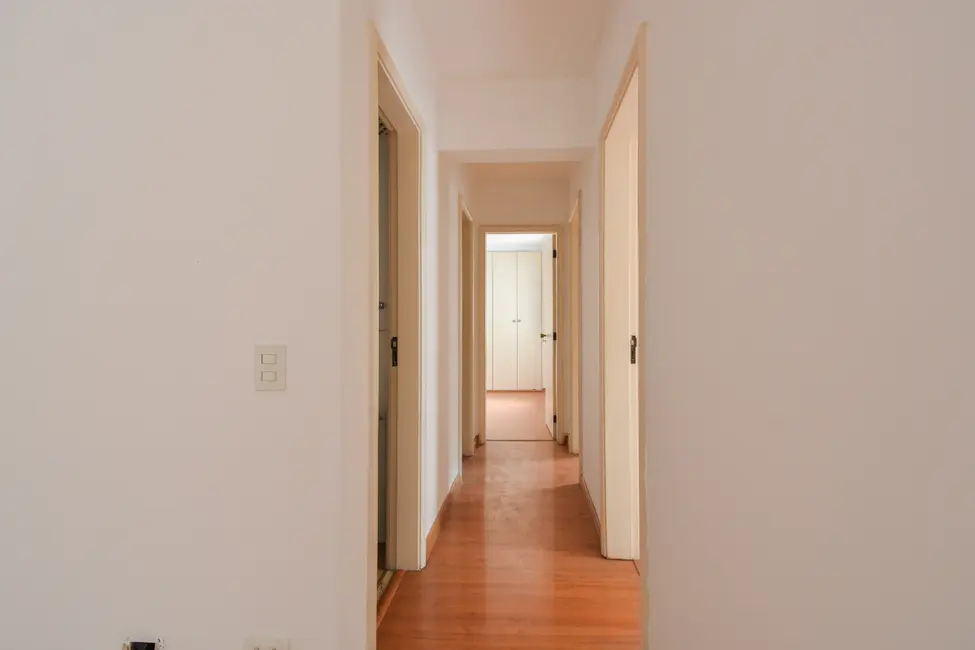 Foto 6 de Apartamento com 3 quartos à venda, 82m2 em Moema, São Paulo - SP