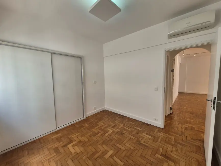 Apartamento com 3 quartos à venda, 127m2 em Santa Cecília, São Paulo - SP - imagem 9 Foto 9 de Apartamento com 3 quartos à venda, 127m2 em Santa Cecília, São Paulo - SP