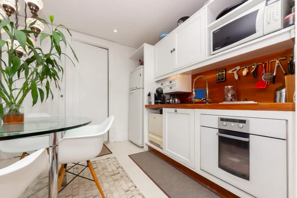 Foto 3 de Cobertura com 2 quartos à venda, 110m2 em Cerqueira César, São Paulo - SP