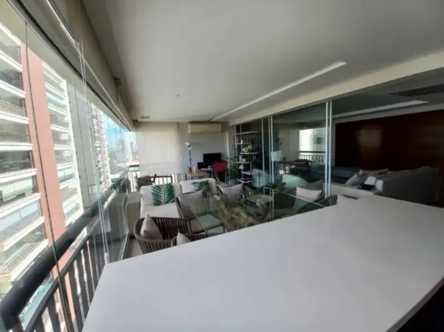 Foto 6 de Apartamento com 3 quartos à venda, 168m2 em Água Branca, São Paulo - SP