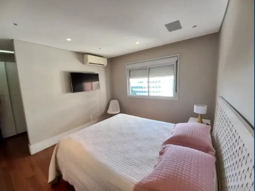 Foto 9 de Apartamento com 3 quartos à venda, 168m2 em Água Branca, São Paulo - SP