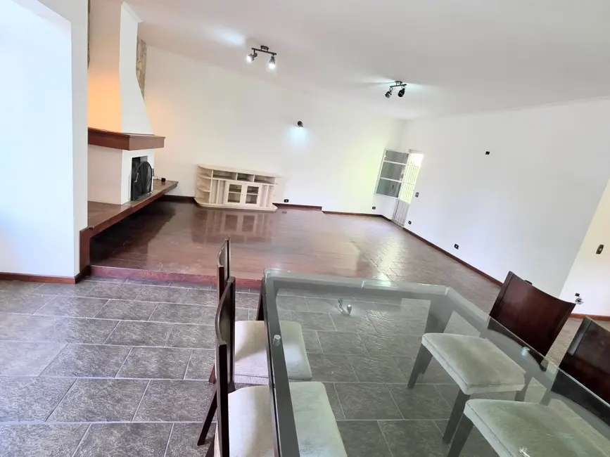 Foto 2 de Casa com 3 quartos à venda, 405m2 em Parque São Domingos, São Paulo - SP