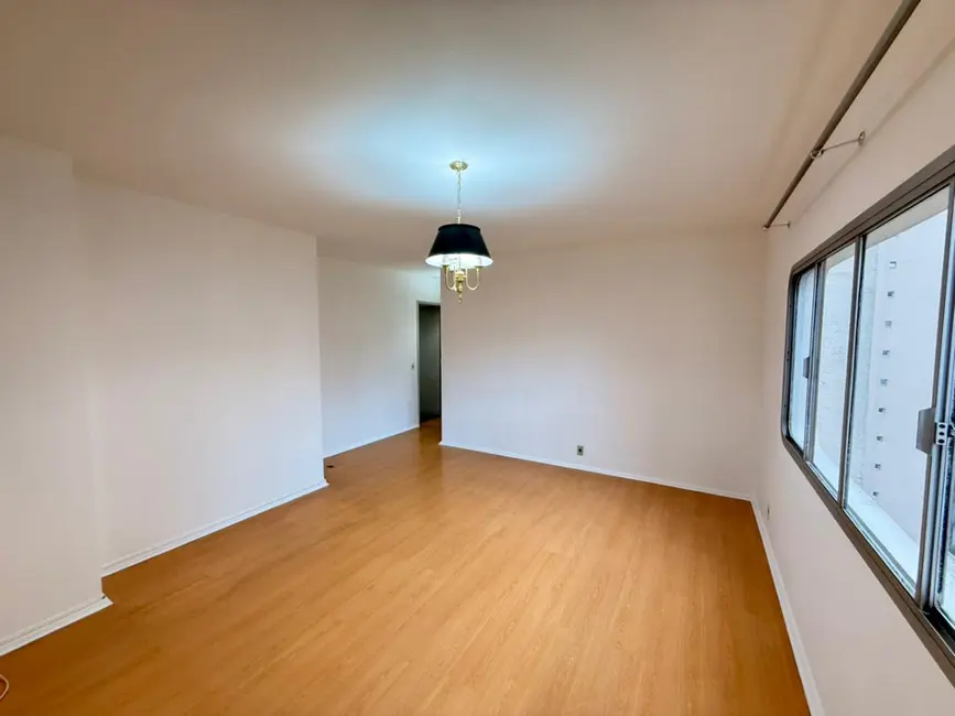 Foto 2 de Apartamento com 3 quartos à venda, 95m2 em Vila Olímpia, São Paulo - SP