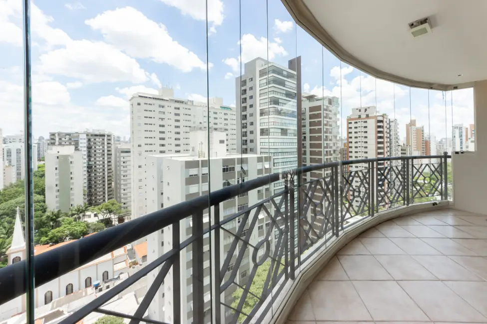 Foto 8 de Apartamento com 2 quartos à venda, 138m2 em Moema, São Paulo - SP