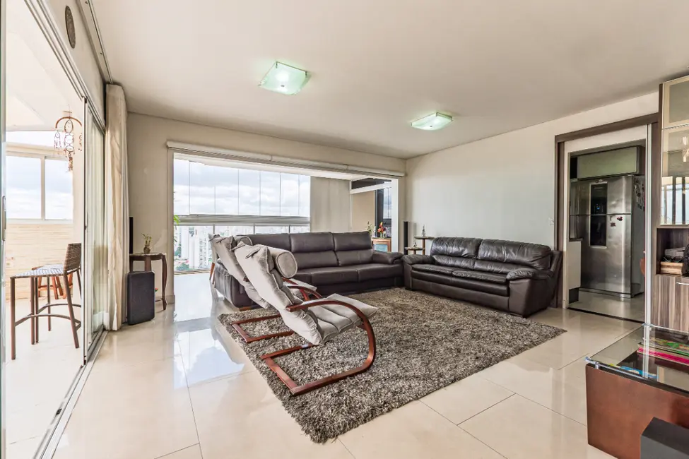 Foto 3 de Cobertura com 4 quartos à venda, 221m2 em Vila Gumercindo, São Paulo - SP