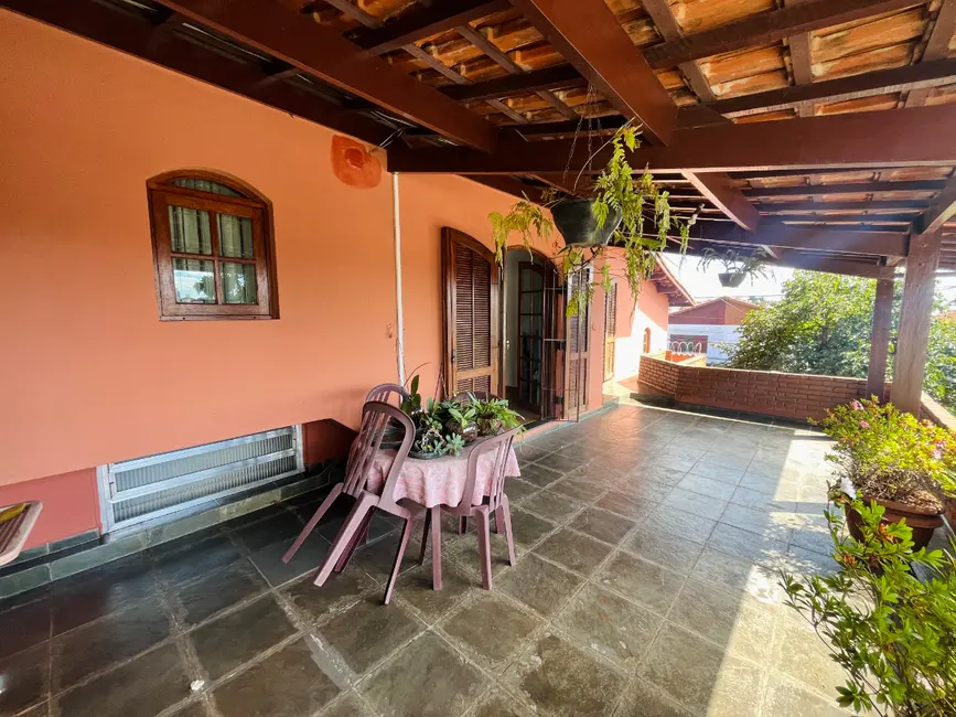 Foto 1 de Sobrado com 4 quartos à venda, 240m2 em Jabaquara, São Paulo - SP