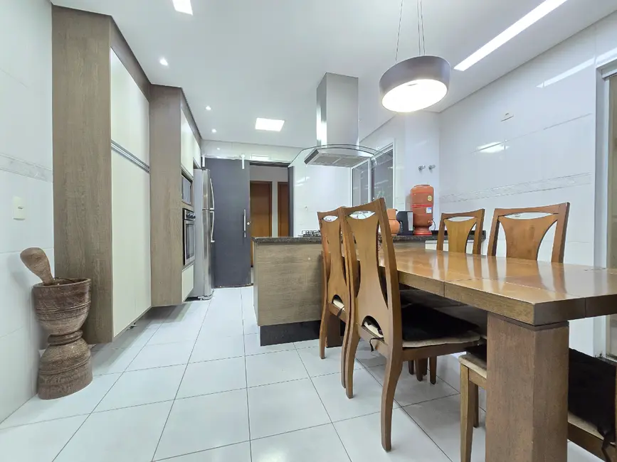 Foto 7 de Casa com 3 quartos à venda, 144m2 em Vila Mazzei, São Paulo - SP