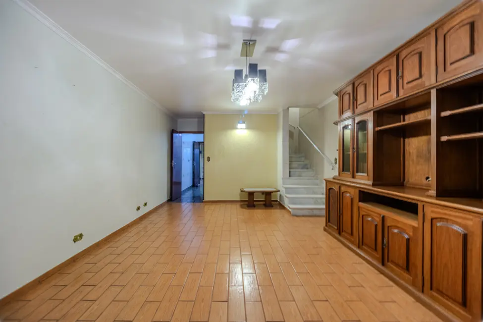 Sobrado com 2 quartos à venda, 183m2 em Bosque da Saúde, São Paulo - SP - imagem 1 Foto 1 de Sobrado com 2 quartos à venda, 183m2 em Bosque da Saúde, São Paulo - SP