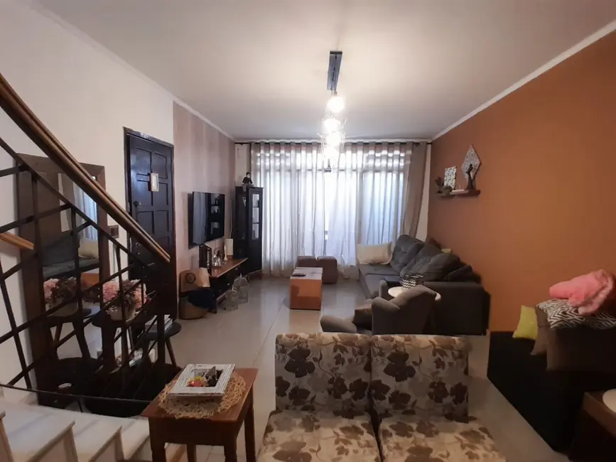 Foto 3 de Sobrado com 4 quartos à venda, 190m2 em Vila Congonhas, São Paulo - SP