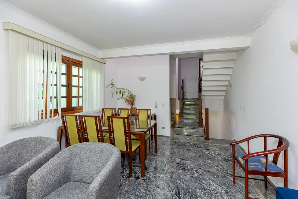 Foto 1 de Sobrado com 3 quartos à venda, 196m2 em Vila Romano, São Paulo - SP