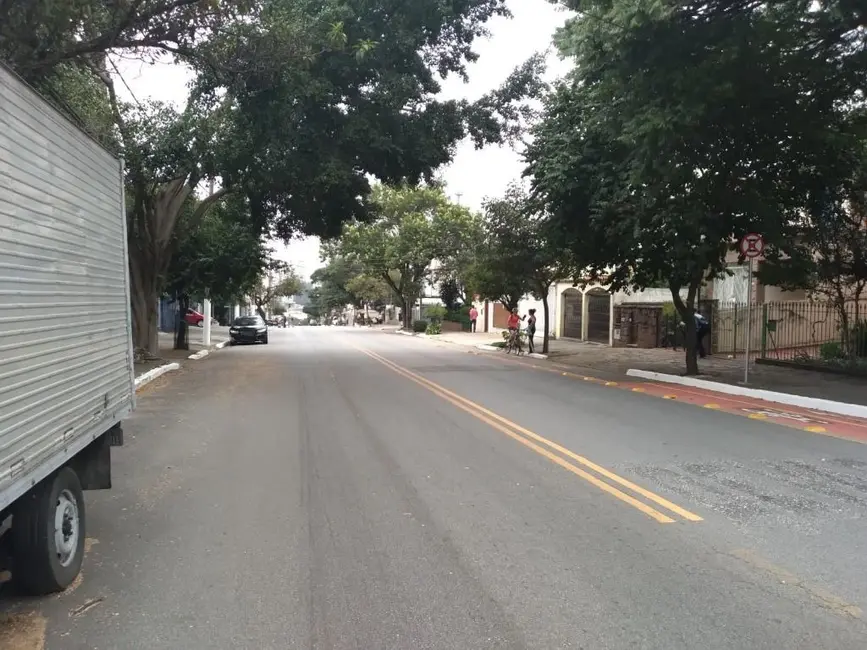 Foto 3 de Sobrado com 3 quartos à venda, 340m2 em Mirandópolis, São Paulo - SP