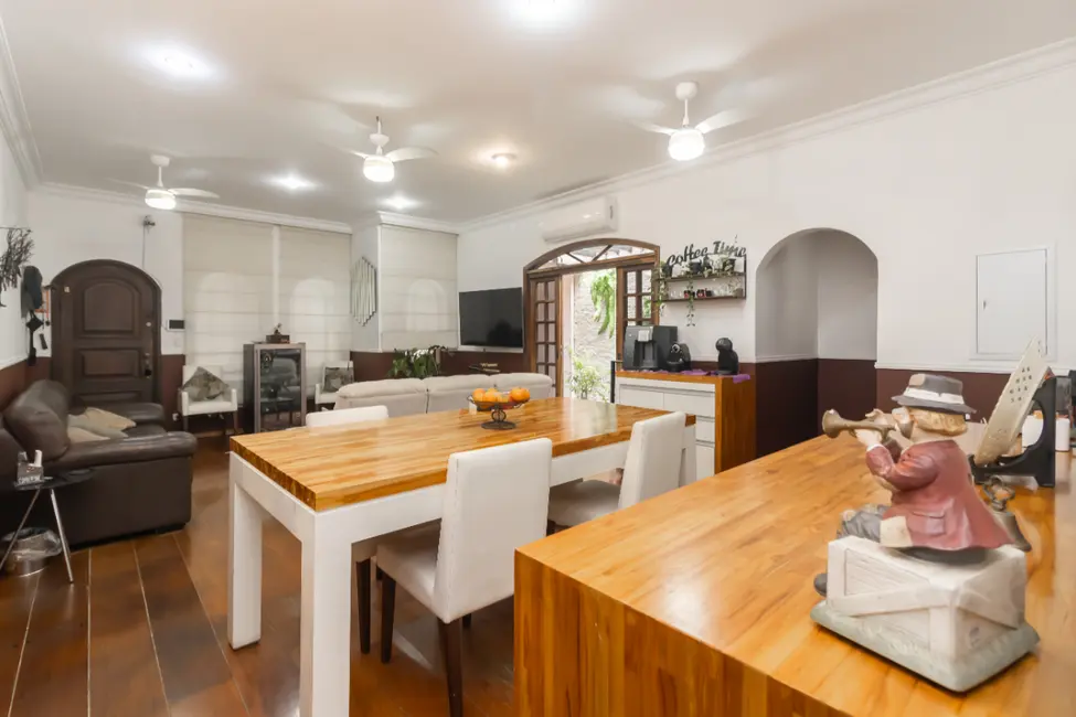 Foto 5 de Casa com 2 quartos à venda, 149m2 em Vila Vitório Mazzei, São Paulo - SP