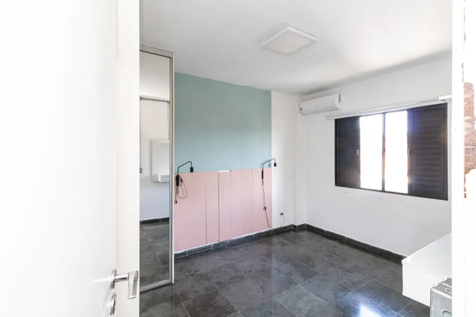 Foto 7 de Casa com 2 quartos à venda, 120m2 em Vila Romana, São Paulo - SP