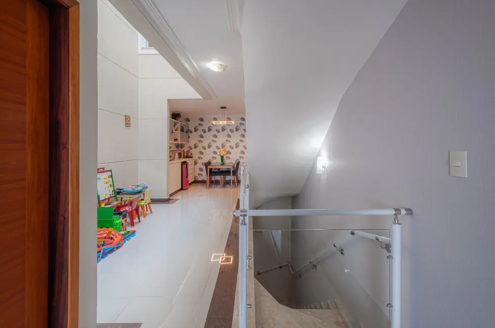 Foto 7 de Casa com 3 quartos à venda, 184m2 em Vila Paiva, São Paulo - SP