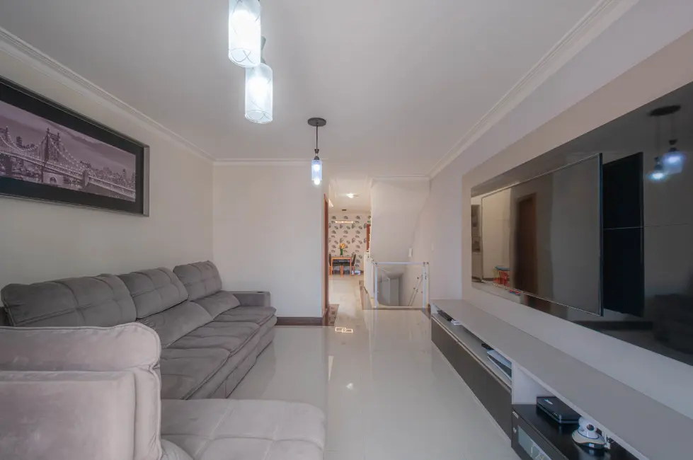 Foto 4 de Casa com 3 quartos à venda, 184m2 em Vila Paiva, São Paulo - SP